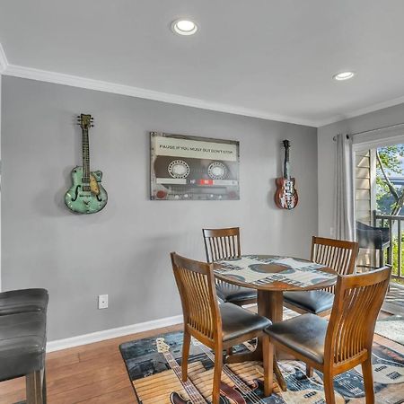 Nash Star Private Condo - 2Bed, 2Bath, Sleep 6, 25 Min Walk To Broadway And All Nashville Attractions, Pool, Gym Εξωτερικό φωτογραφία