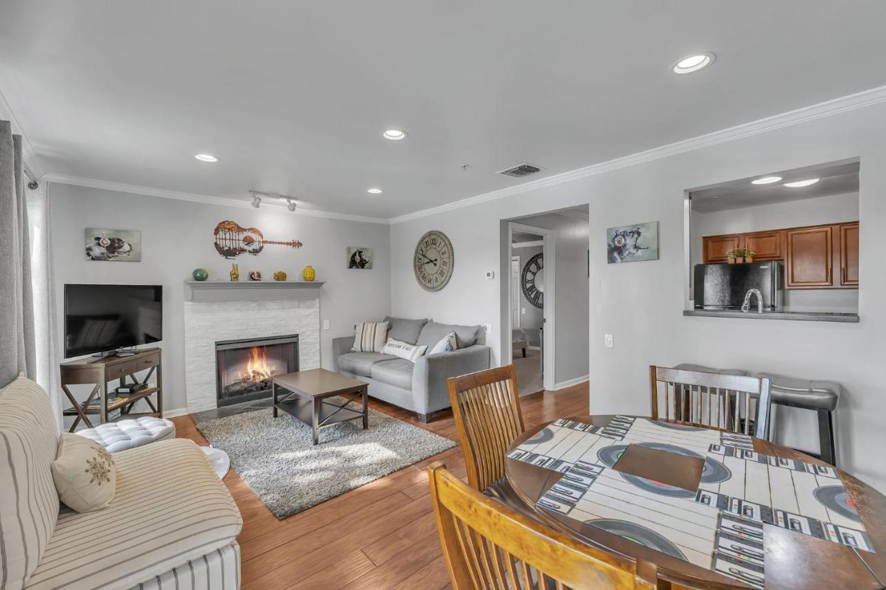 Nash Star Private Condo - 2Bed, 2Bath, Sleep 6, 25 Min Walk To Broadway And All Nashville Attractions, Pool, Gym Εξωτερικό φωτογραφία