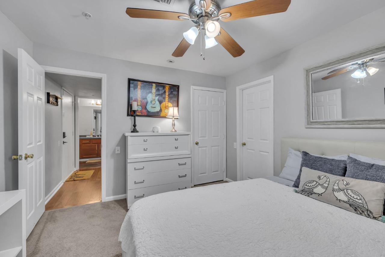 Nash Star Private Condo - 2Bed, 2Bath, Sleep 6, 25 Min Walk To Broadway And All Nashville Attractions, Pool, Gym Εξωτερικό φωτογραφία